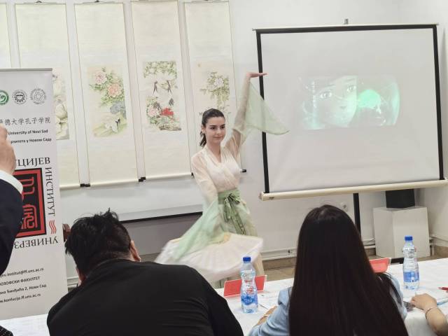 41831aa8-630a-46c3-803b-19580086cd6c_original